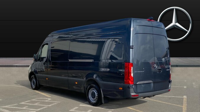 Mercedes-Benz Sprinter 315Cdi L3 Diesel Rwd 3.5t H2 Select Van 9G-Tronic - Image 5